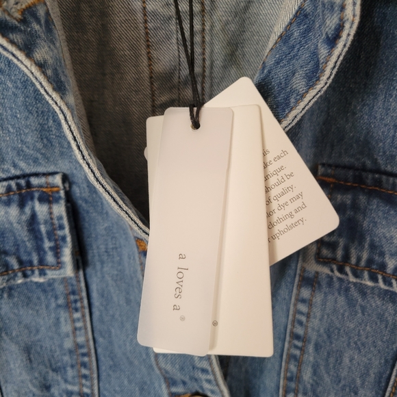 A LOVE A Oversized Cropped Jean Jacket - Picture 4 of 9